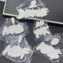 Load image into Gallery viewer, Street Custom Name Pendant