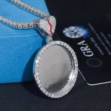 Load image into Gallery viewer, Photo Pendant w/ Heart break