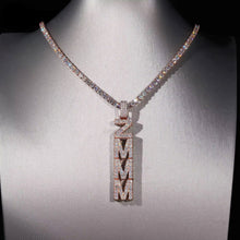 Load image into Gallery viewer, Vertical Name Pendant