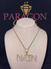 Load image into Gallery viewer, Baguette Name Pendant