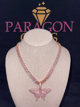 Load image into Gallery viewer, Big butterfly Pendant
