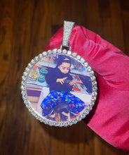 Load image into Gallery viewer, Big Round Picture Pendant