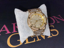 Load image into Gallery viewer, Men’s Iced out Round dial watch