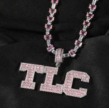 Load image into Gallery viewer, Princess Baguette Name Pendant