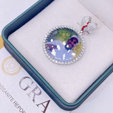 Load image into Gallery viewer, Photo Pendant w/ Heart break Photo Pendant
