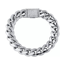 Load image into Gallery viewer, Cuban link bracelet w/ Iced out clasp (10mm)
