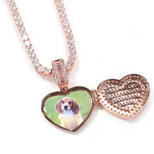 Load image into Gallery viewer, Picture Heart locket
