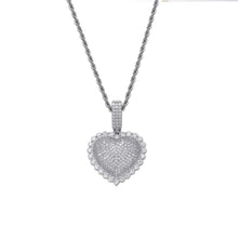 Load image into Gallery viewer, Icy heart pendant
