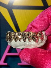 Load image into Gallery viewer, Diamond cut &amp; dust Grillz
